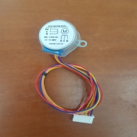 5V 六線式步進馬達